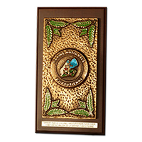Motif en bronze de fonderie et couleurs émaillées sur bois rectangulaire (Dimensions 25x14cm - Poids 1,3kg)